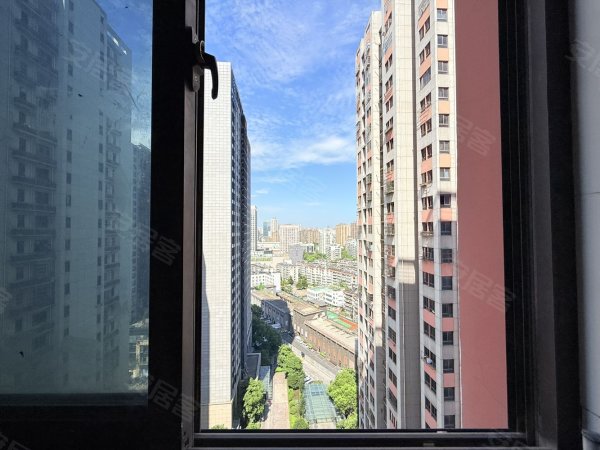 白水坝地铁口，民水民电通燃气，价格亲民，捡漏好房手慢无