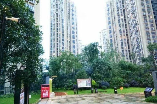金地地产排名_金地地产围墙设计(2)