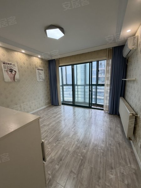 中翔盛景名苑_3室2厅2卫__电梯房_120平米