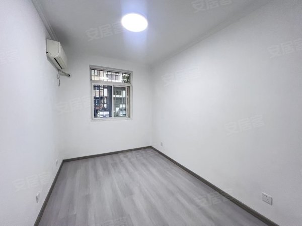 精装稀缺一楼两室_近天水路小学_方桥新镇_价格可谈东西可配