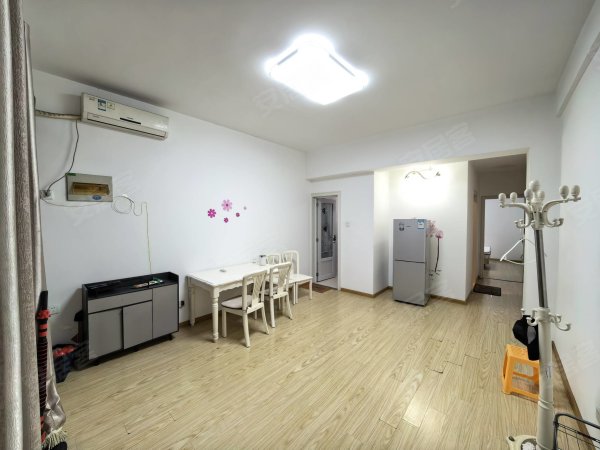 上海城市_阳光充足_急租房源_拎包入住