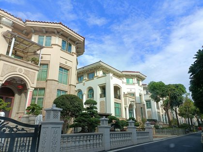 泉州房产网>泉州小区>丰泽小区>赤山水库小区>千亿山庄(别墅)>千亿