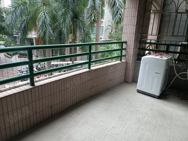 深圳宝安新安新安湖花园(二三期)新安湖大三房精装修,看花园社区带
