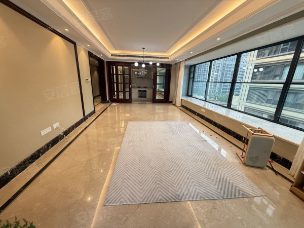 融创壹号院_这套家具能配_边户洋房_周边商圈好_蔚蓝商务港