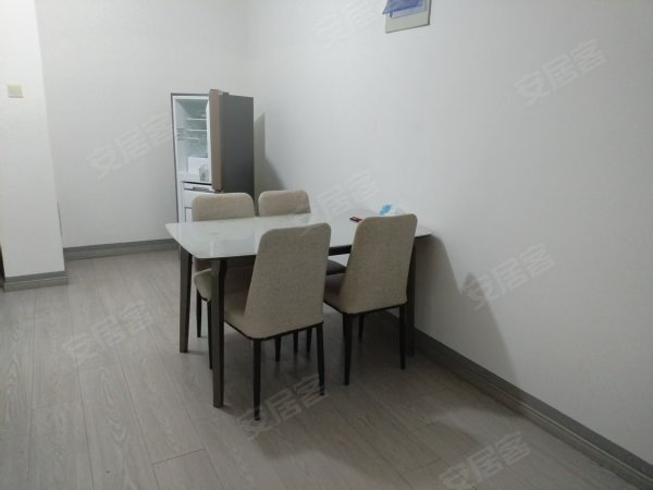 襄河家园十中对面2室2厅1卫_通风好_适合陪读拎包入住有钥匙