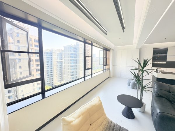 专业滨湖租房铂悦天汇大平层1层1家工作室住接待兔宝宝定制