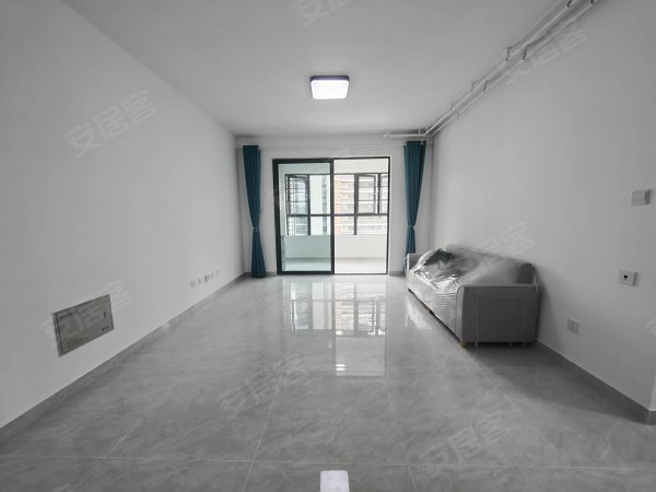 包河工业园_南翔汽车城_云川雅筑精装修三室一厅可月付出租