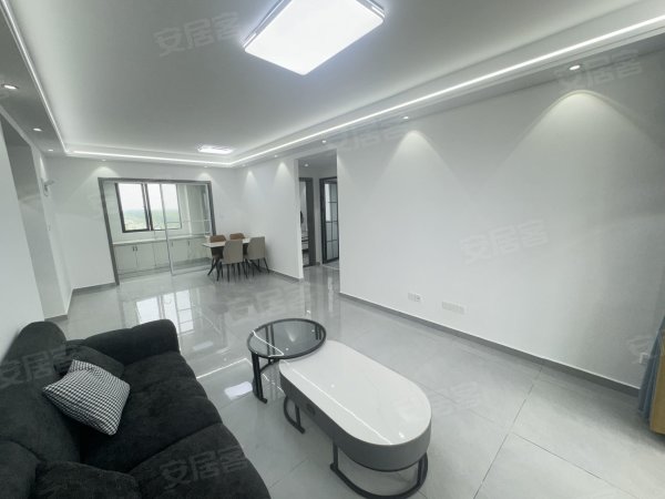 标准三室一厅，电梯房，磨店家园，近地铁_维信诺_价格便宜