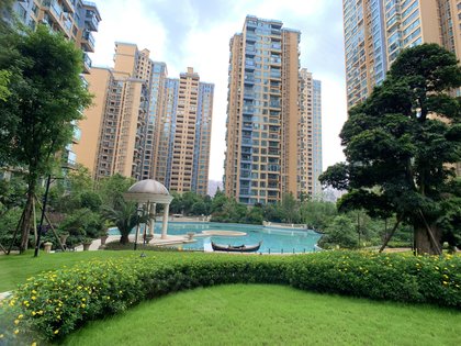 不足,华侨城御龙山怎么样,华侨城御龙山周边房产中介经纪人评价-成都