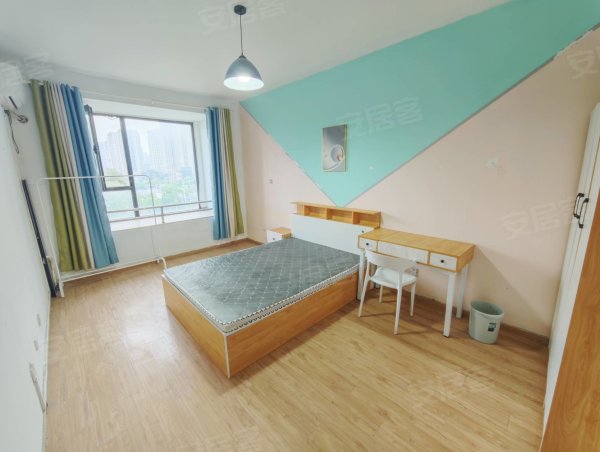 可短租|朝南大主卧）邮储，清水冲地铁，金谷广场）民用水电！！