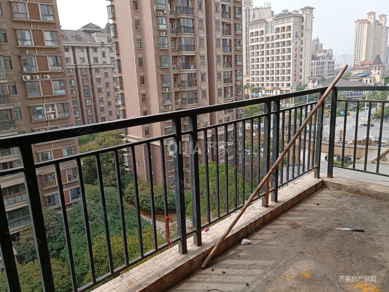 南昌房产网>南昌二手房>红谷滩二手房>红角洲二手房>联泰香域尚城>