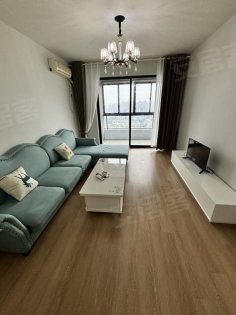 藏龙阁，火车站，三里街，汽配城，胜利广场，两室两厅，大阳台