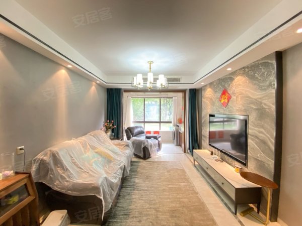 东方蓝海房东自住精装~全屋定制，席梦思大床~随时看房