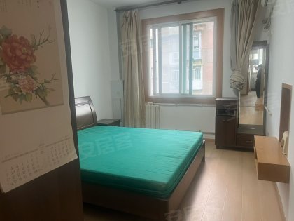 公安厅宿舍，环境好，全套电器家具，精装装修，拎包入住，
