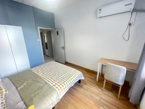 淮河路步行街_逍遥津_宿州路_精装主卧合租_无中街费