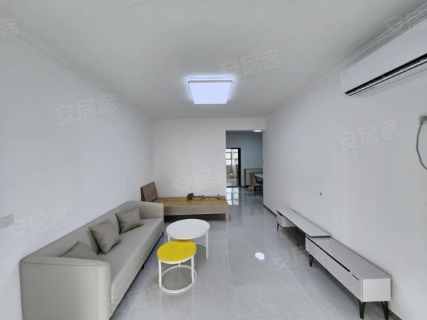 新店花园_精装大两室_近维信诺京东方晶合_手打壁柜_交通便利