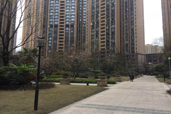 广州小区人口密度_广州各区人口图(2)