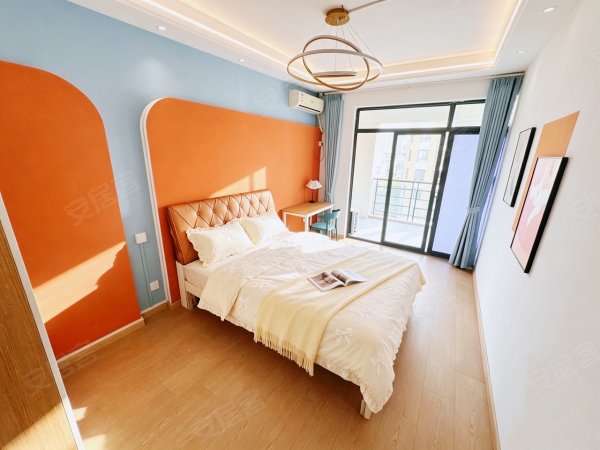 支持暑假短租丨可押一付一丨民用水电丨市政务中心丨银泰百货对面