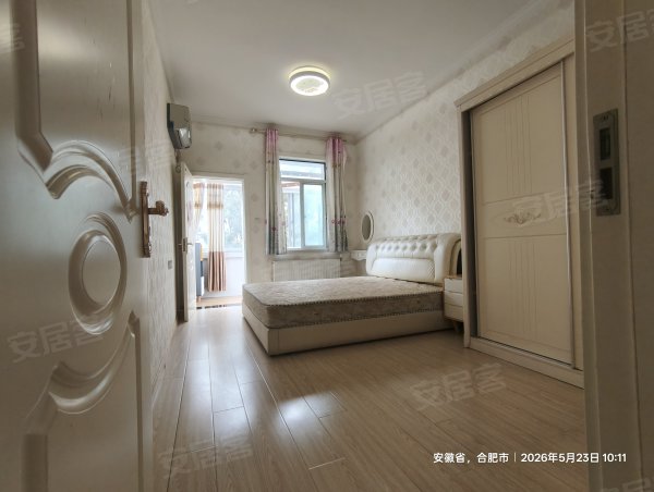 三孝口红星路_外贸一区_德必庐州_欧贝斯附近_2室精装暖气