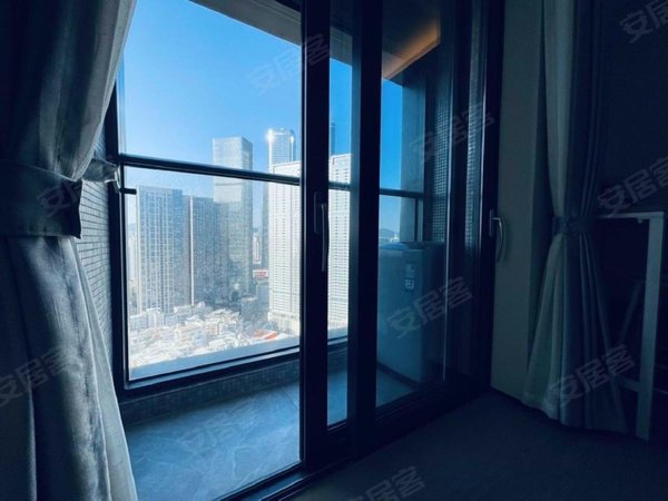 中洲滨海华府花园小区豪装公寓车位足免停车费拎包入住