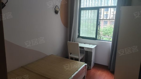次卧单间（无中介费）！民水民电！可短租