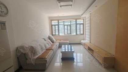 高升学校旁_静安瑞泰好楼层通透户型_密码锁_近地铁2号线