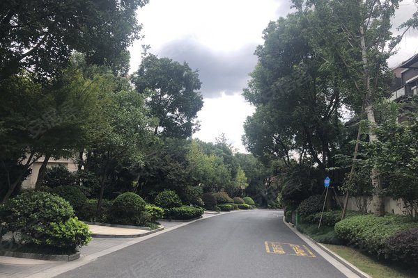 绍兴房产网>绍兴小区>柯桥小区>柯岩小区>龙湖原著东苑(别墅 绍兴