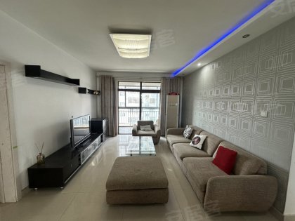 本人实拍无虚假_凤凰城_潜山路_飞机户型南北通_三室双卫急租