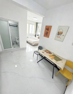 小套房独户独卫临湖社区自己家的房_无杂费_可短租月付近各大工