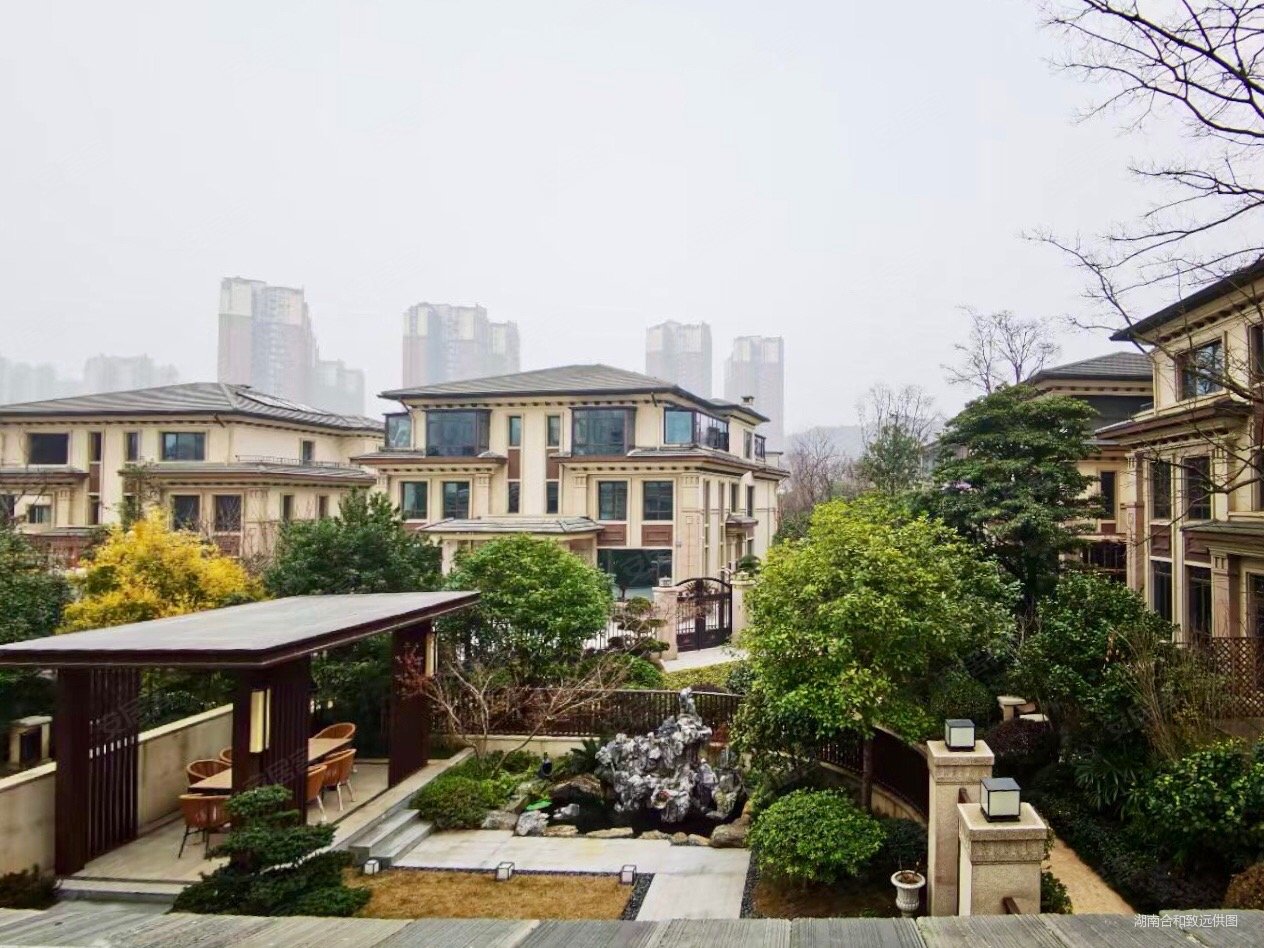 长沙房产网>长沙二手房>望城二手房>金星北大道二手房>龙湖湘风原著