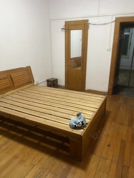江汽四村_家具家电齐全_随时看房_凌大塘地铁口_交通便利