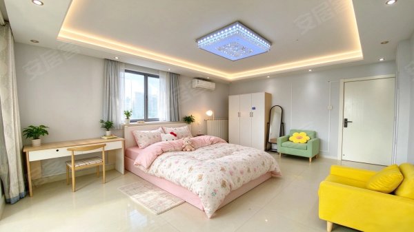 绿地中心！绿地大融城！望湖家具城！唯品会！带阳台！押一付一！