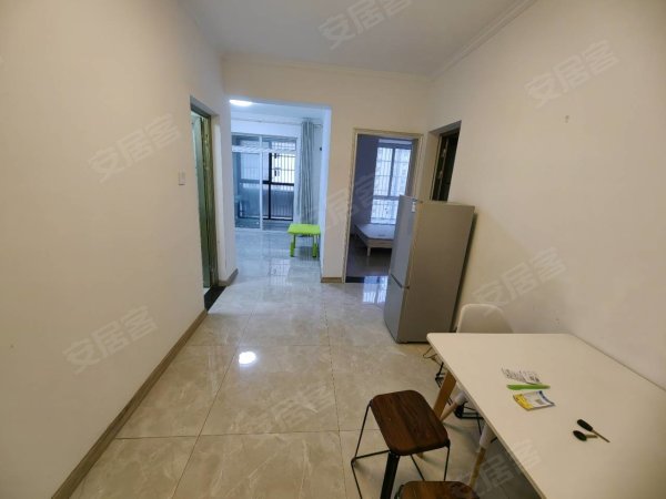 实拍图片包物业_瑶海天地_全屋瓷砖客厅阳台_全南户型两梯四户