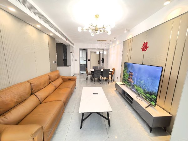 信达公园里_滨湖银泰旁_金斗公园_精装房东自住装修，带地暖
