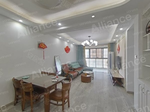 实拍：八中旁_汇峰苹果小镇_电梯房_南北通透_家电齐全
