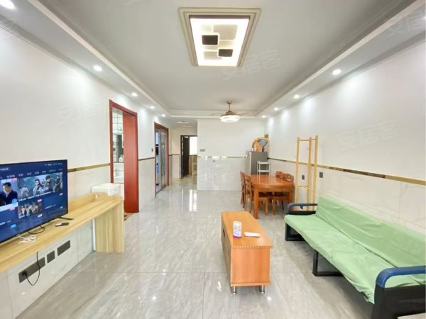 临湖苑业主自住精装两居室实图实拍实价露台院子拎包入住近地铁口