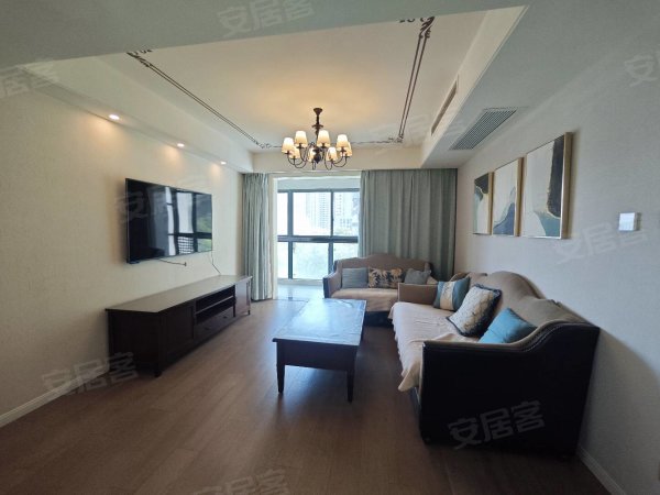 天鹅湖精装2室出租，周边配套齐全，近天鹅湖万象城，拎包入住