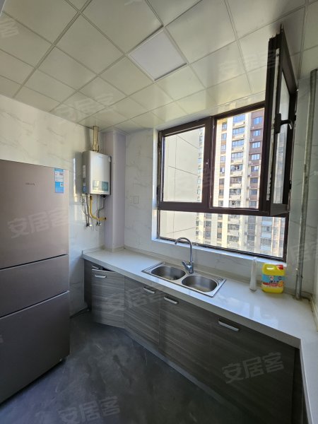 新店雅苑温馨两室采光超好民用水电附近京东方维信诺