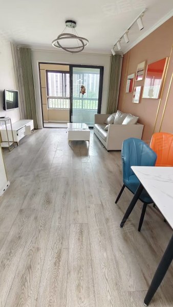 四楼，两室出租，家电齐全，随时看房入住