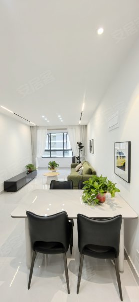 云河湾_近姚公庙地铁站_政务东_银泰in77_天鹅湖_合柴