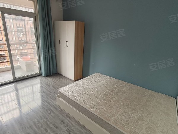 紫桐新村_新出朝南带大阳台的精装单间_拎包即住_无杂费