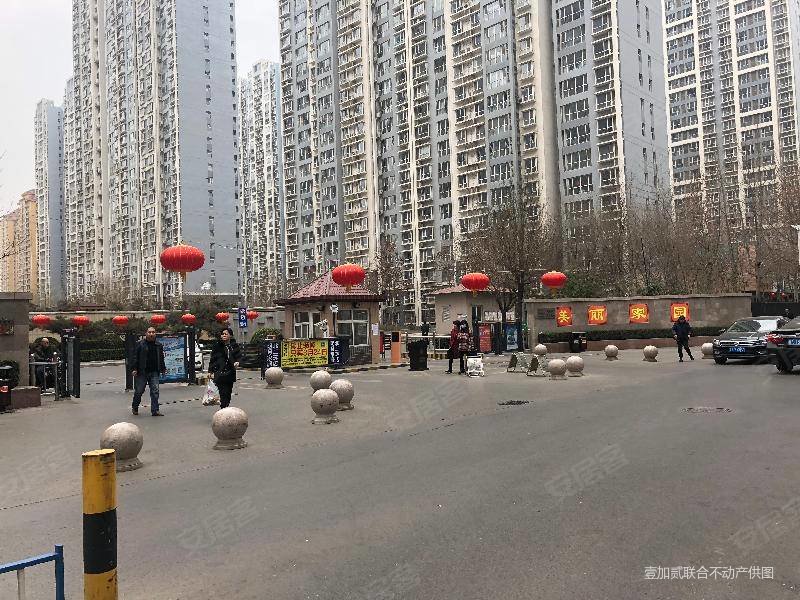 北郡小区(b区)3室2厅2卫127