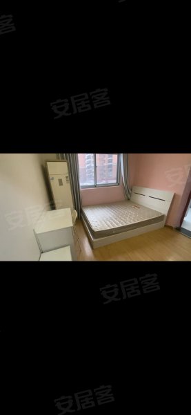 经开区三户室42.80平米正南3层