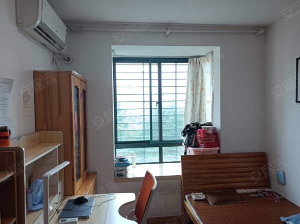 三盛颐景园_2室2厅1卫__电梯房_精装修83平米
