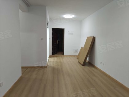 已到期_急租_三房_家电齐全_拎包入住_六号线_北雁湖金茂湾