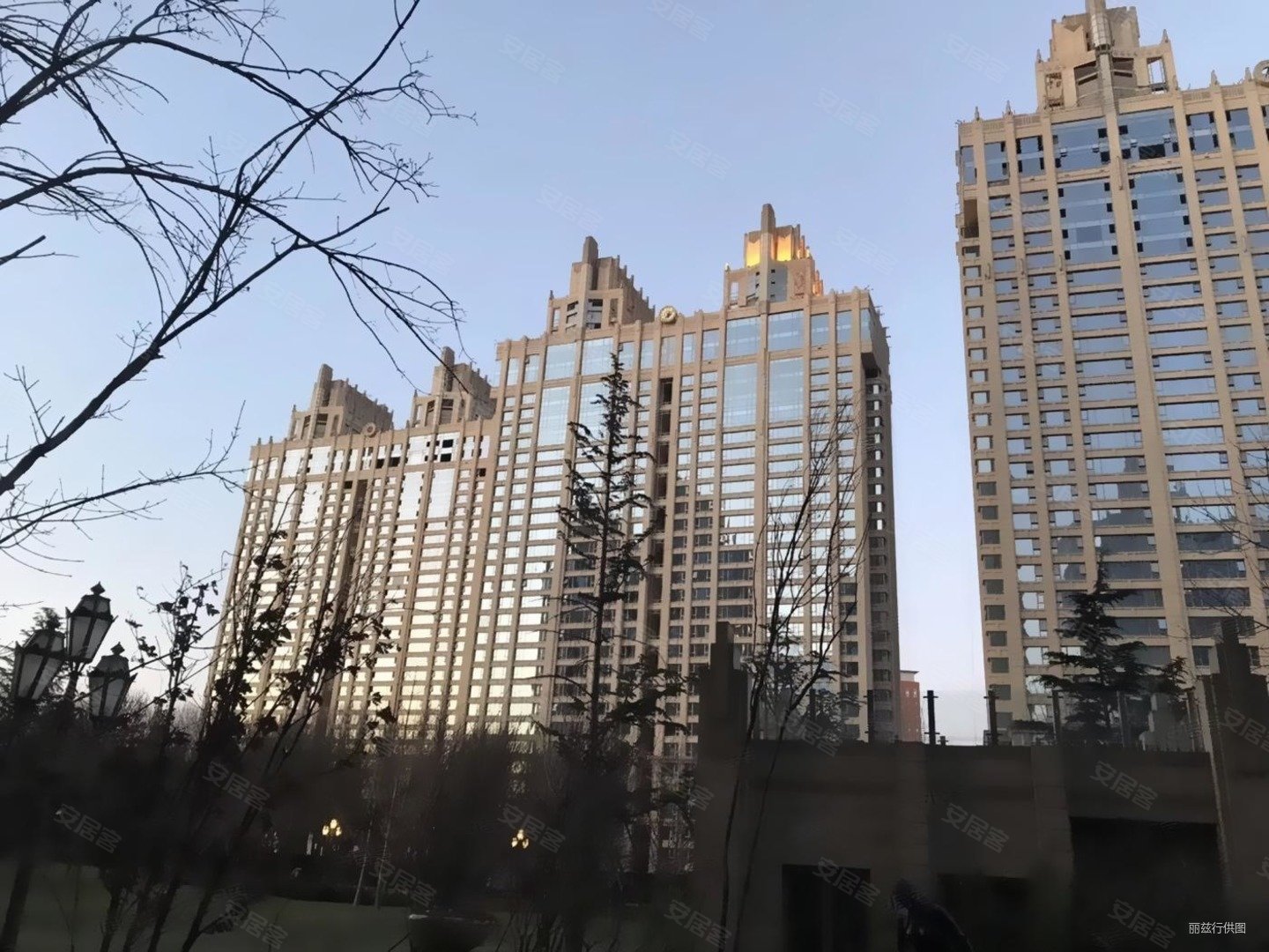 北京房产网>北京二手房>朝阳二手房>燕莎二手房>合生霄云路8号>