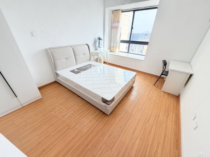 带独卫_柏庄春暖花开临漕冲地铁_瑶海天地_长江180艺术街区