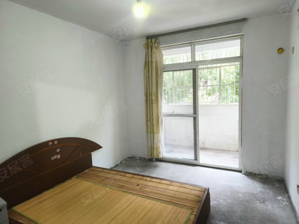兴海苑三室低楼层家电齐全拎包入住民水民电通燃气