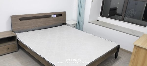房东（四十二中_南门小学）湖光秋色_京东方B9_三室两厅