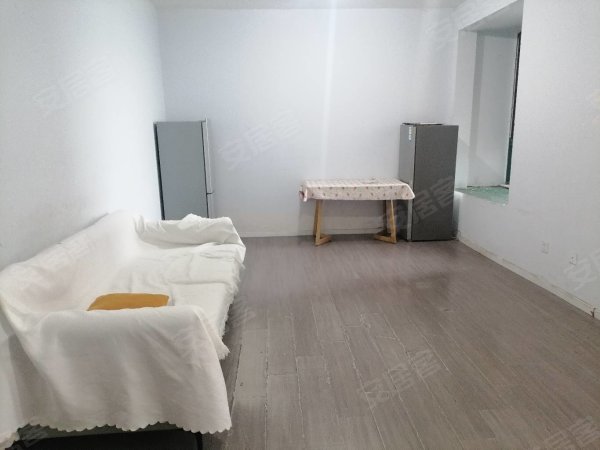 大兴新居_周谷堆旁_家具家电齐全_拎包入住随时看房1OOO